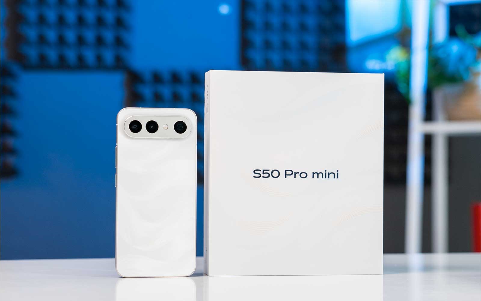Vivo S50 Pro Mini đã về Việt Nam: smartphone nhỏ gọn, chip mạnh và pin “trâu”