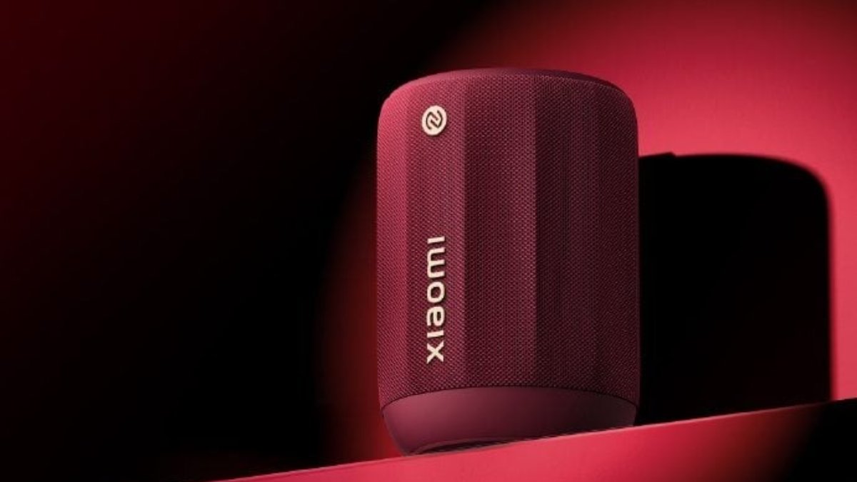 Xiaomi ra mắt loa bluetooth Burgundy Red với tùy chọn màu đỏ tía để mừng Tết Nguyên Đán, giá 799 ngàn đồng