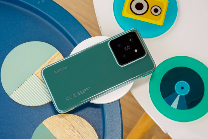 Xiaomi 15 Rò Rỉ: Snapdragon 8 Gen 4, Màn Hình 1,5K, Bộ Ba Camera 50MP Thách Thức Galaxy S24 Ultra