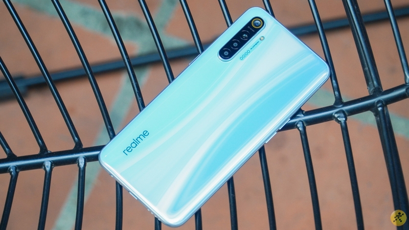 realme-xt-moi-ra-mat-camera-khung-64mp