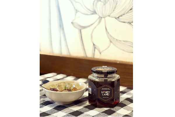 Xao xuyến mùa hoa tháng Tư cùng HoneyLand!