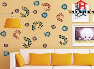 Cách sơn hoa văn trên tường