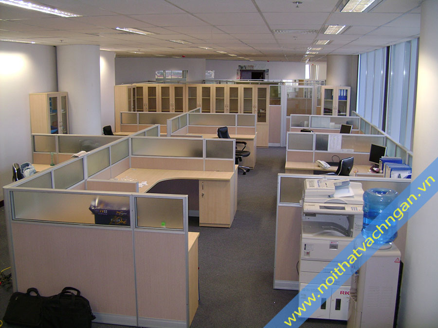 vach-ngan-ban-lam-viec-2212