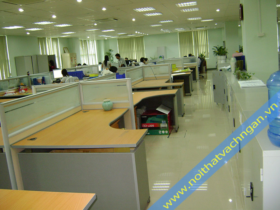 vach-ngan-ban-lam-viec-2213