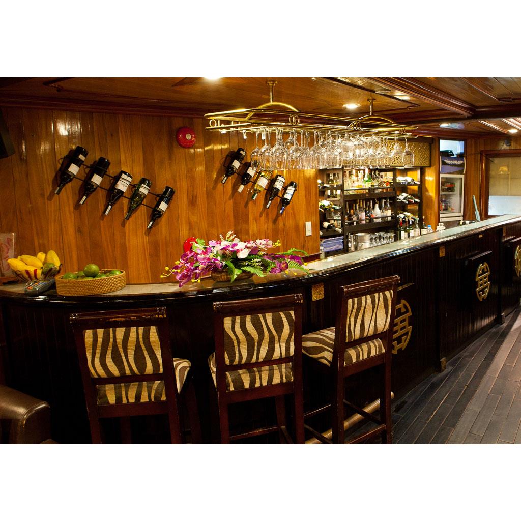 Aclass cruise Halong bay