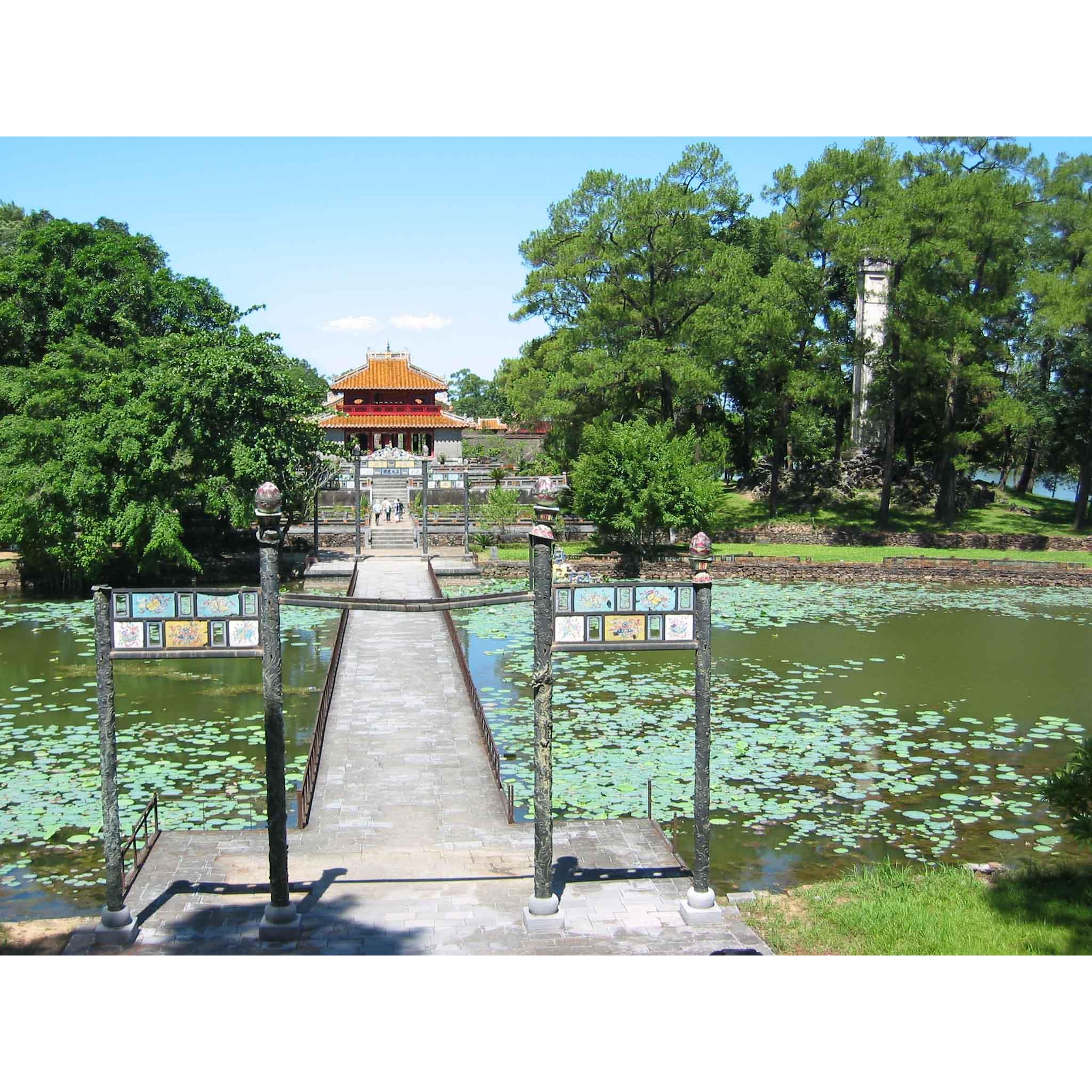 Hue - Bach Ma – Lang Co beach 2 days