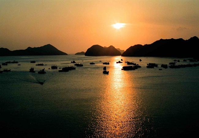 Tour Du Lịch Bái Đính - Tràng An - Cúc Phương 2 Ngày 1 Đêm