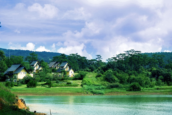 Vé máy bay đi Đà Lạt