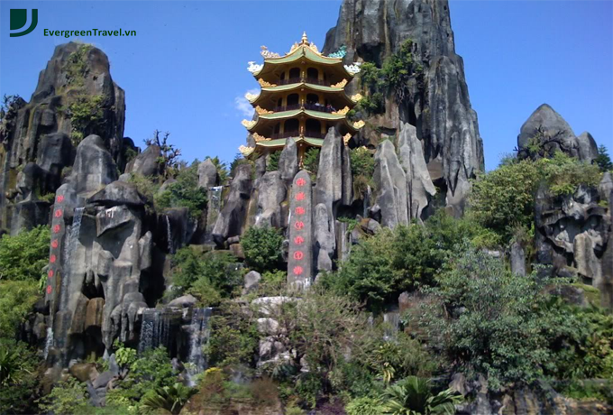 FREE & EASY 3* ĐÀ NẴNG