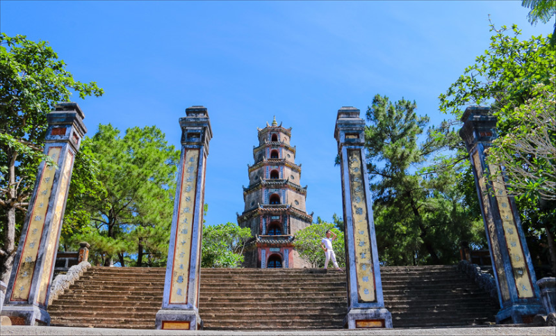 Vé máy bay đi Huế