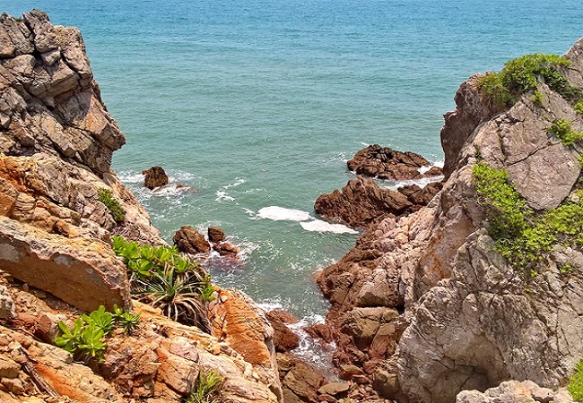 DU LỊCH BIỂN ĐẢO CÔ TÔ