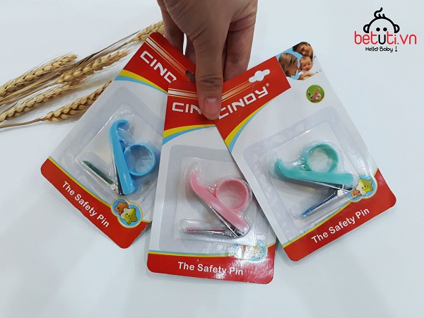 Bấm móng Cindy đủ ba màu