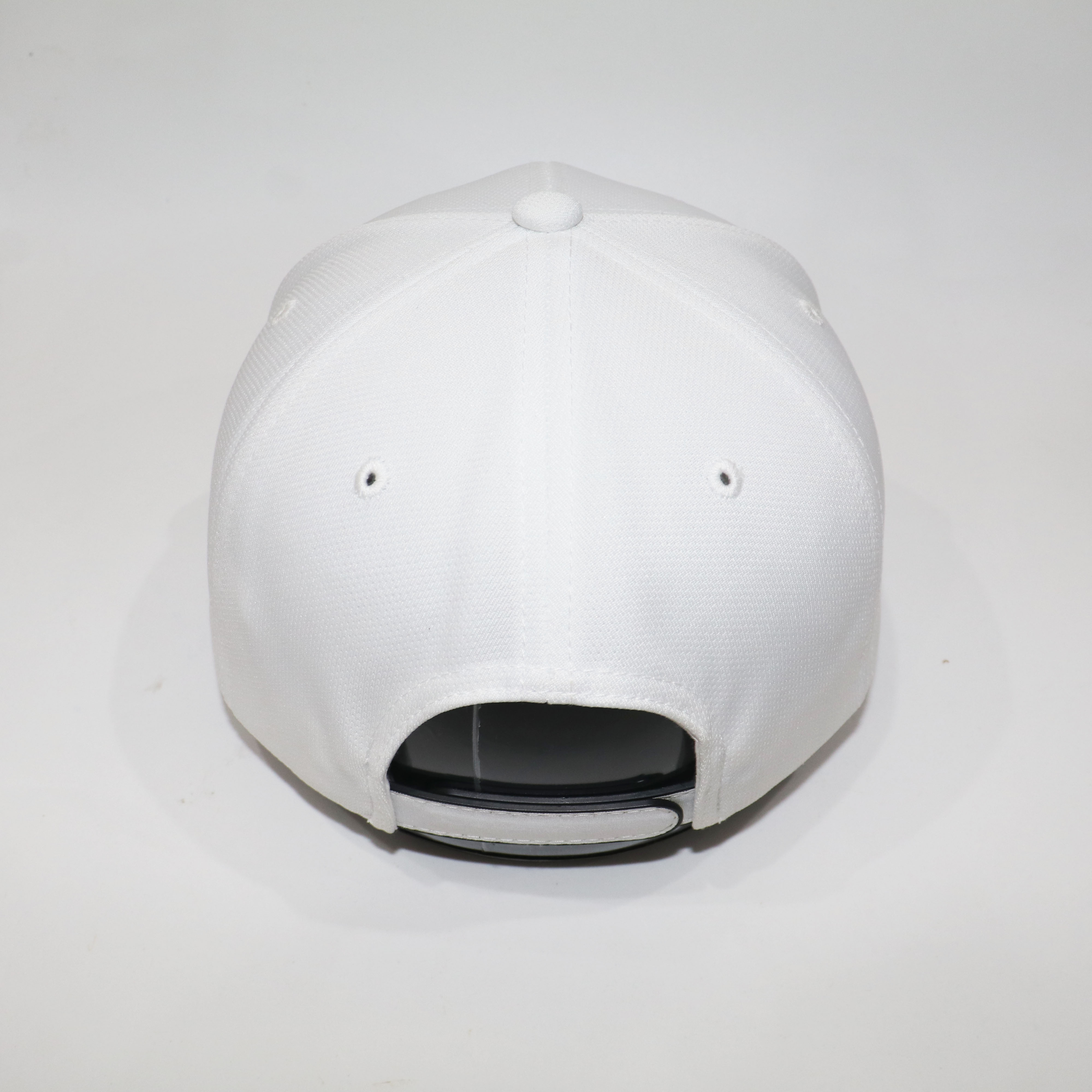 Nón Snapback NHS Under Trắng - Hoàng Tử Paris UnderT_BN.