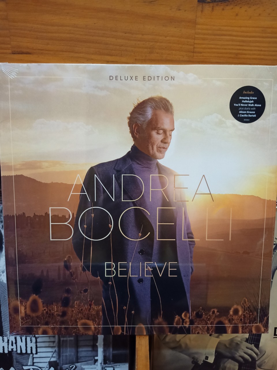 dia-than-andrea-bocelli-believe