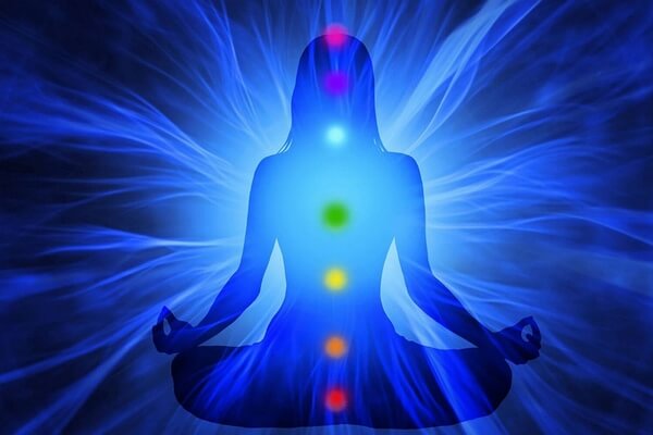 Luân xa là gì? Mối liên hệ giữa các luân xa bị tắc nghẽn và bệnh tật