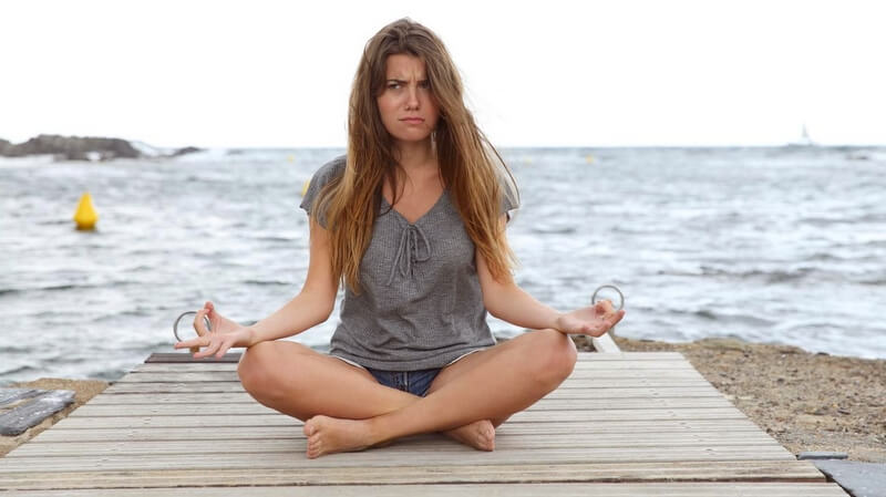 Các tư thế yoga giúp làm giảm sự tức giận
