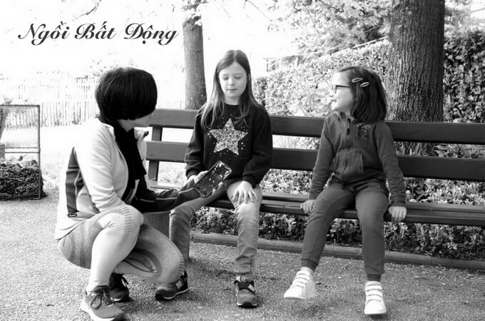 Nhấn vào ảnh để phóng to Ngồi Bất động Hay Giả Làm Pho Tượng