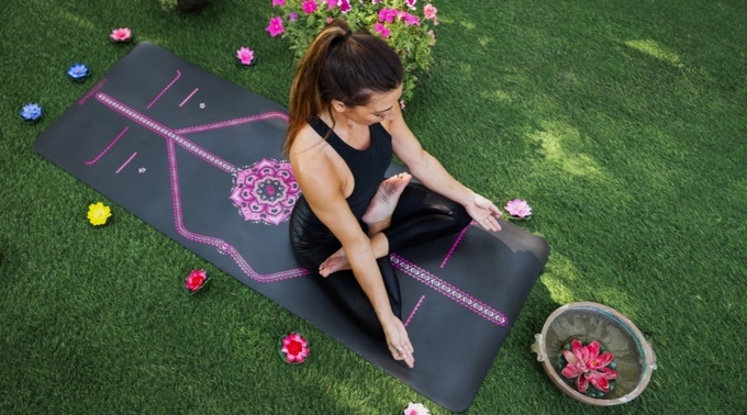 Thảm tập yoga Liforme Blossoming Lotus - Hoa Sen Nở Rộ