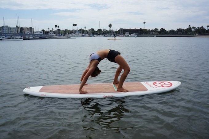 Yoga trên ván chèo