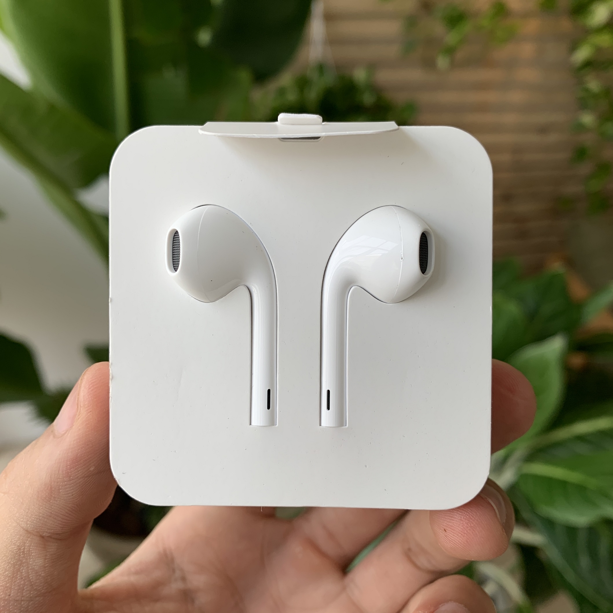 HDSD : Những tính năng đặc biệt trên tai nghe EarPods của iPhone