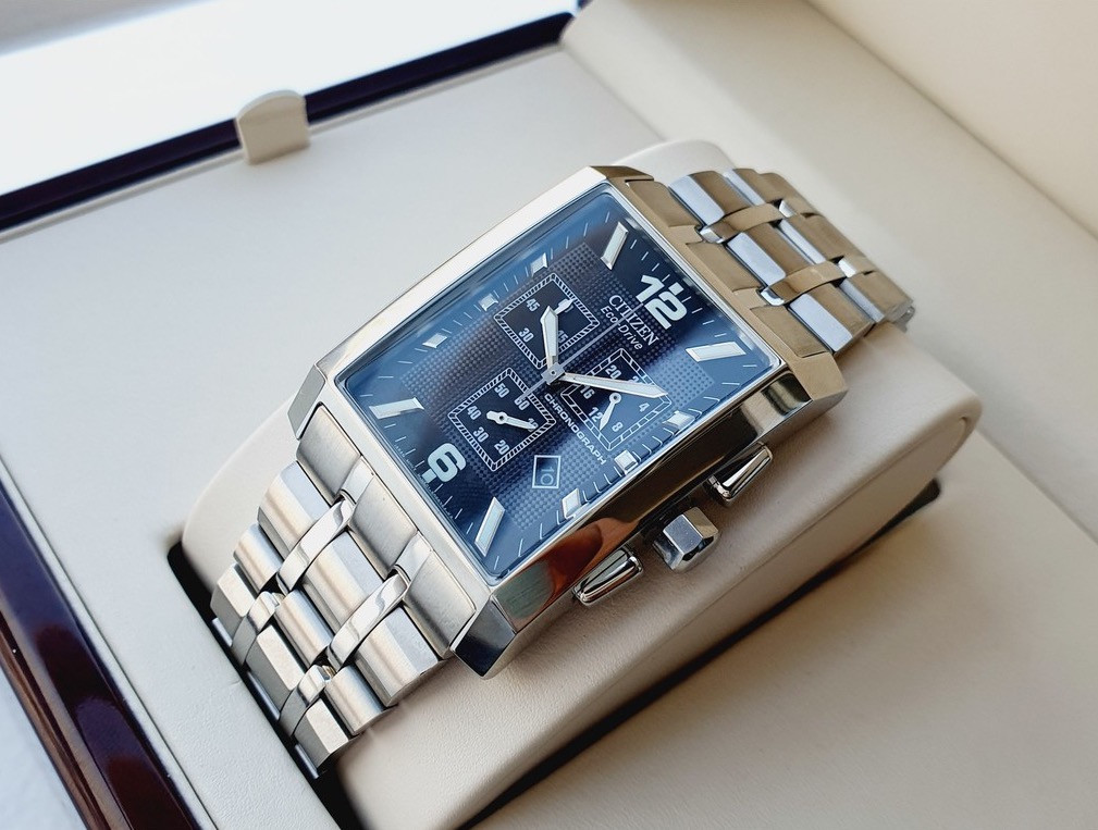 Đồng hồ Eco-Drive Nam Citizen Chronograph Largo AT0910-51E