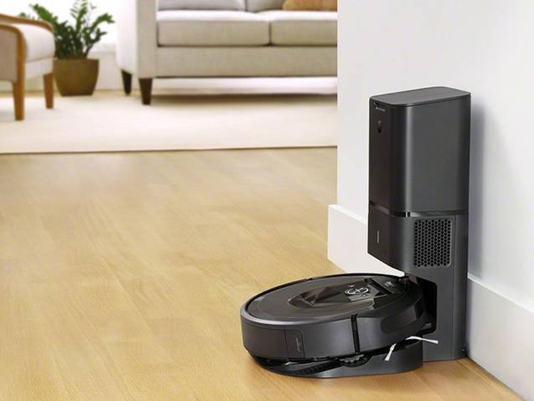 iRobot Roomba i7 Plus