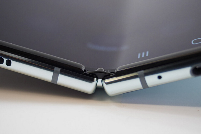 Samsung Galaxy Z Fold 2 5G