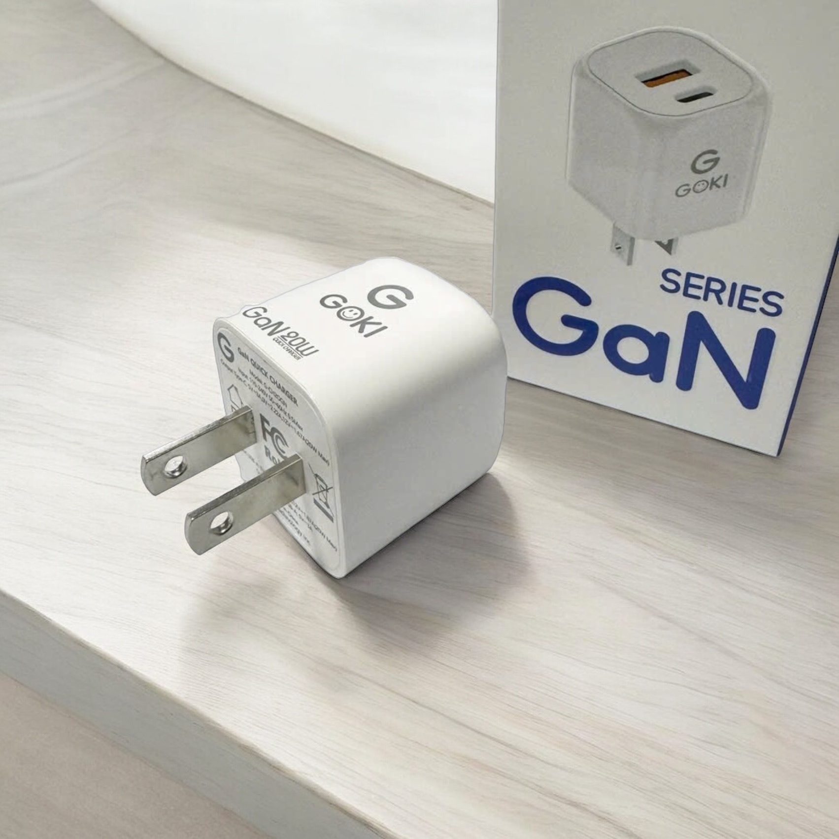 Củ sạc nhanh GOKI G-CH20GN 20W GaN (USB + Type-C)