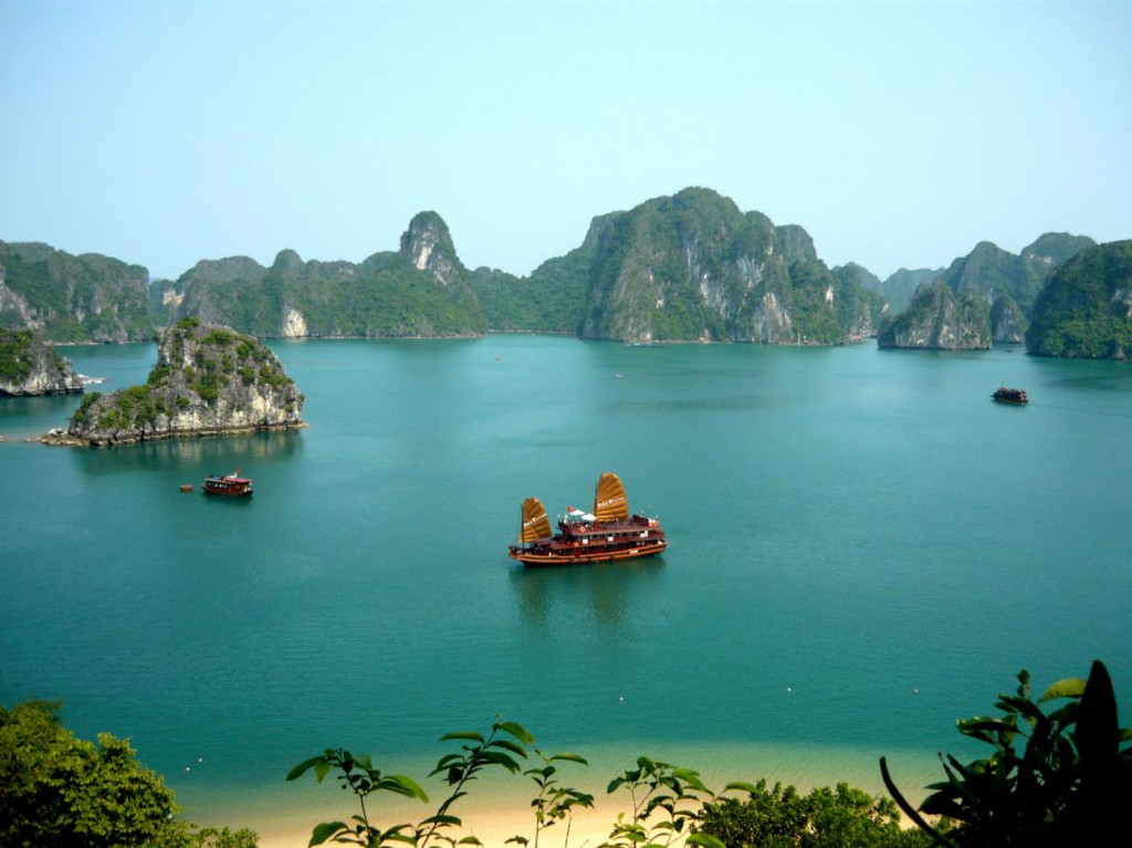du-lich-ha-long-cam-nang-tu-a-den-z
