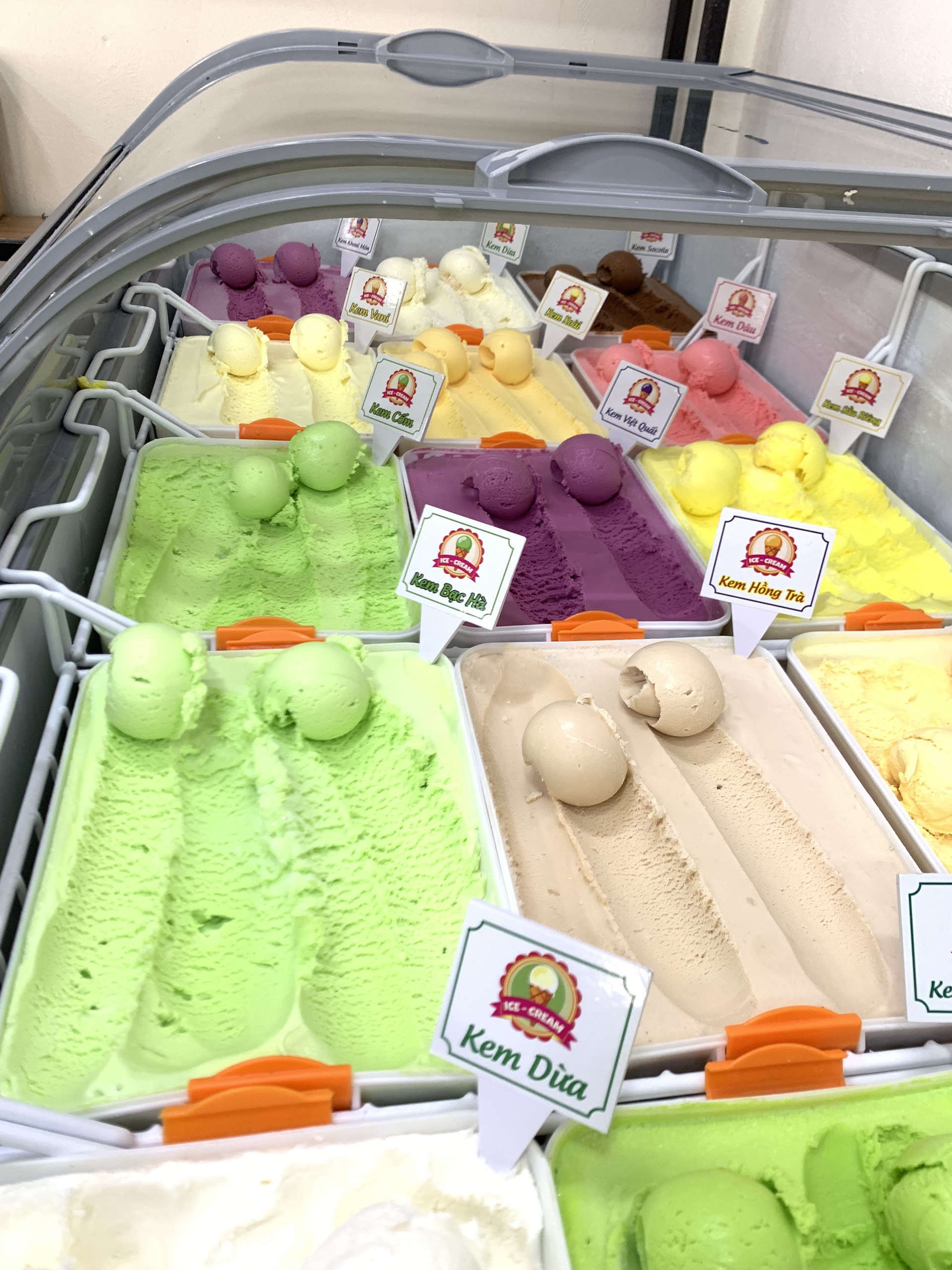 TOMATO VIỆT NAM – NGUỒN KEM & SỮA CHUA DẺO CHẤT LƯỢNG