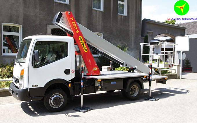 xe nâng người 22m palfinger