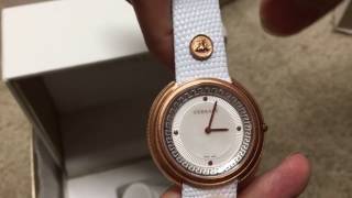 Giới thiệu đồng hồ Versace