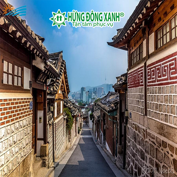 CÙNG HỪNG ĐÔNG XANH KHÁM PHÁ “NGÔI LÀNG CỔ HANOK BUKCHON”