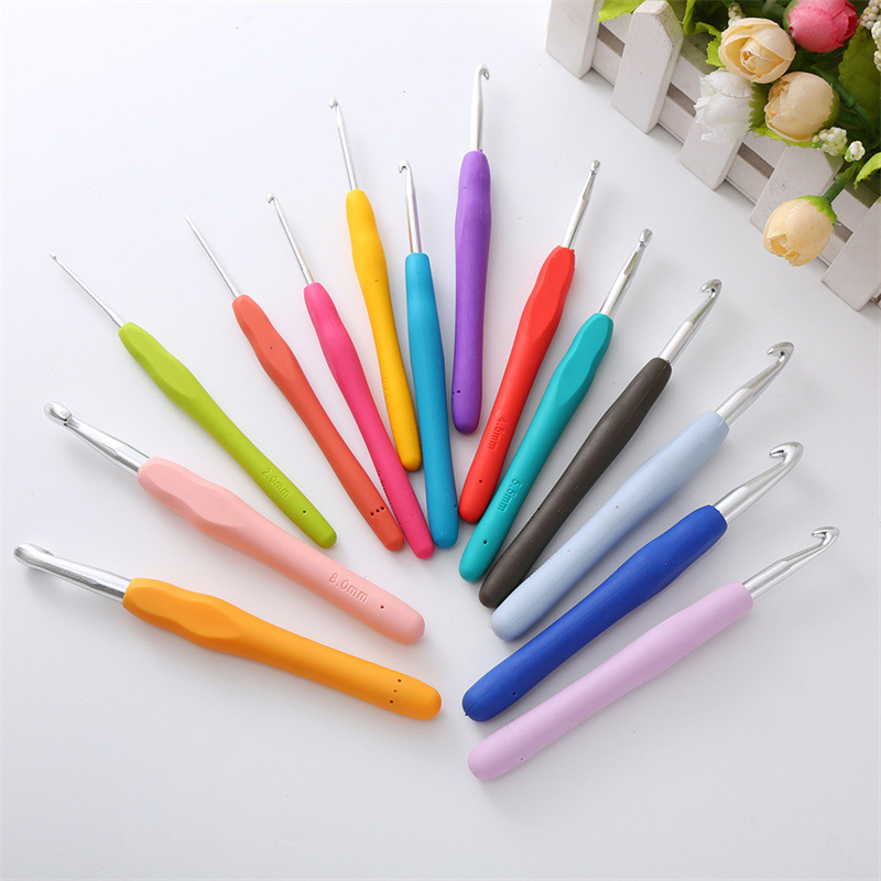 Kim móc len cho người mới bắt đầu đủ các size 2mm-10mm , dụng cụ kim móc len cán dẻo phù hợp với dòng len milk cotton