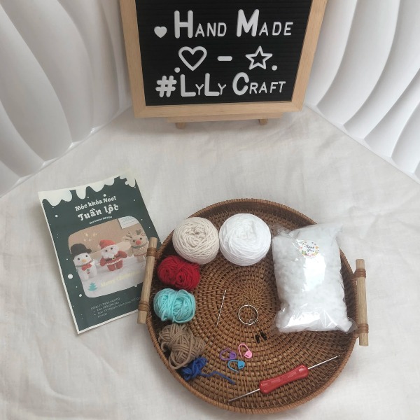 Gói Nguyên Vật Liệu Làm Móc Khoá Đầu tròn Noel
