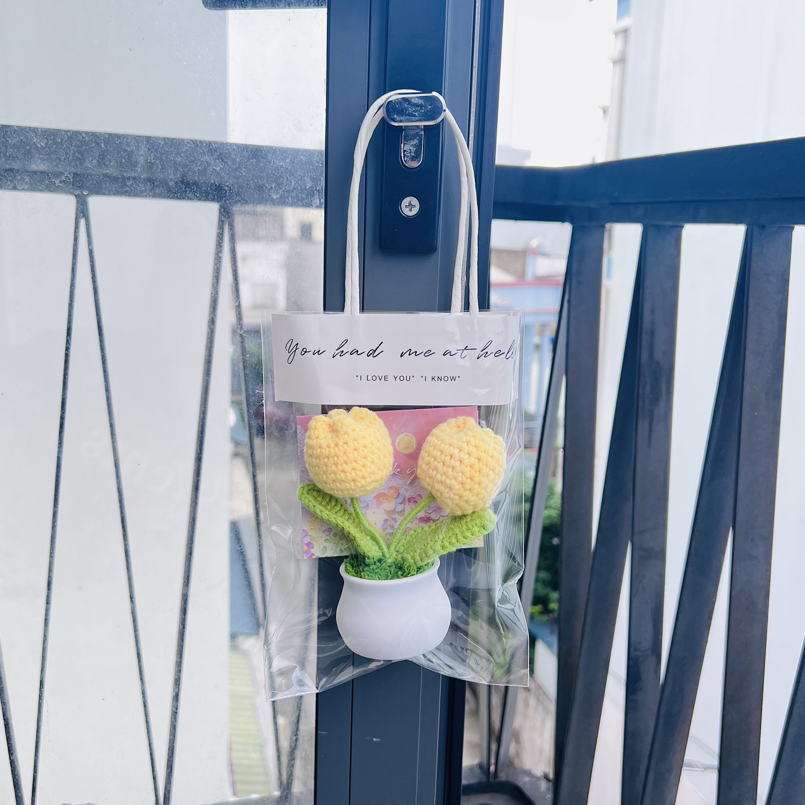 Combo chậu tulip vàng kèm thiệp túi