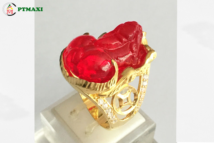 Ý nghĩa của mặt dây chuyền tỳ hưu đá ruby đỏ