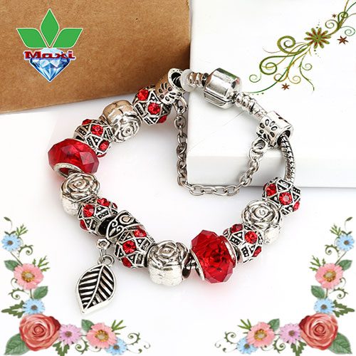 Cách lựa chọn vòng tay phong thủy cho tiền vào như nước