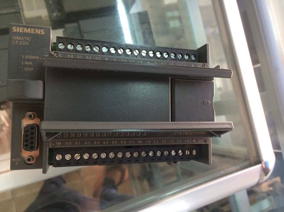 CPU224 AC/DC/RLY: 6ES7 214-1BD23-0XB0 S7-200 PLC