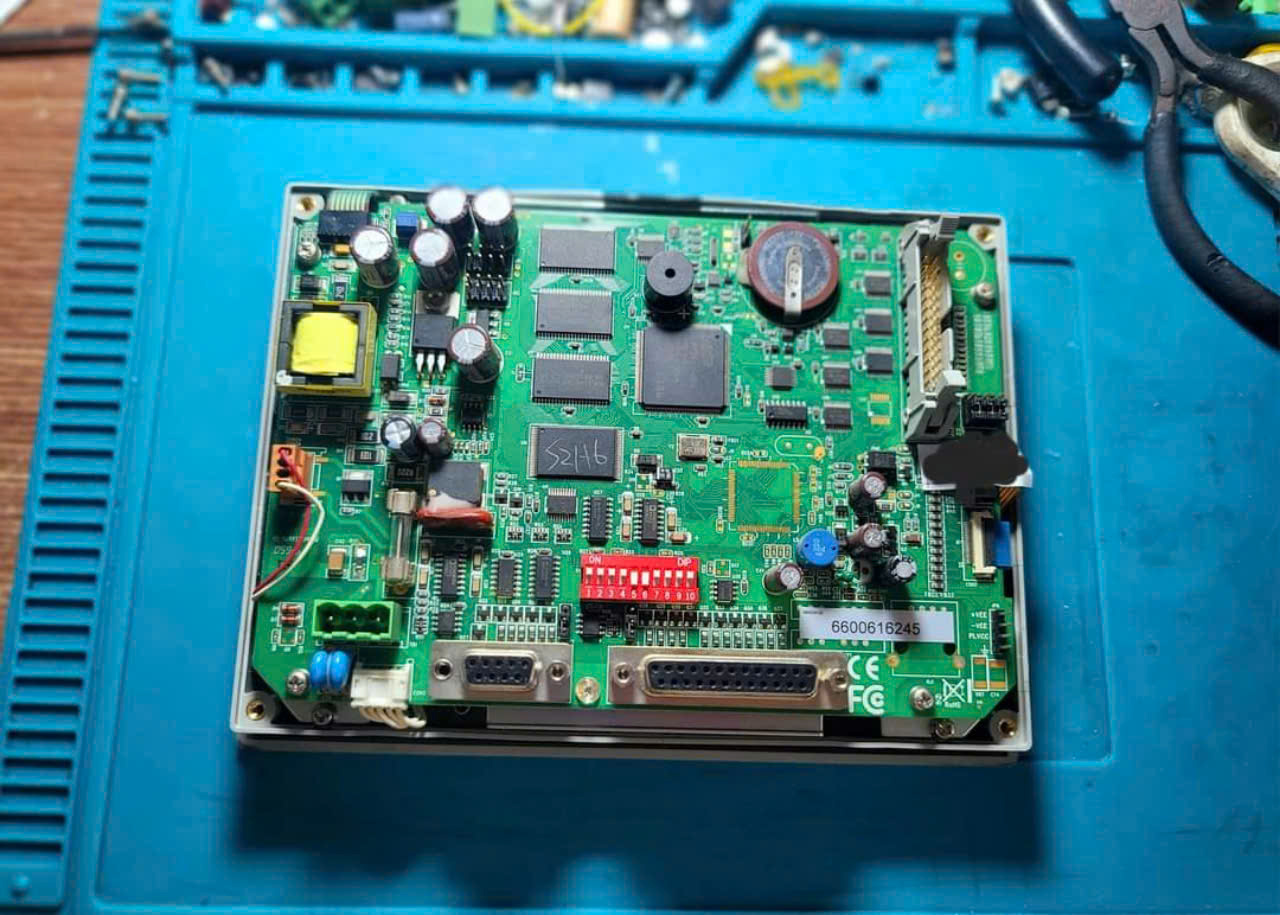 Thay cảm ứng màn hình HITECH PWS6600S