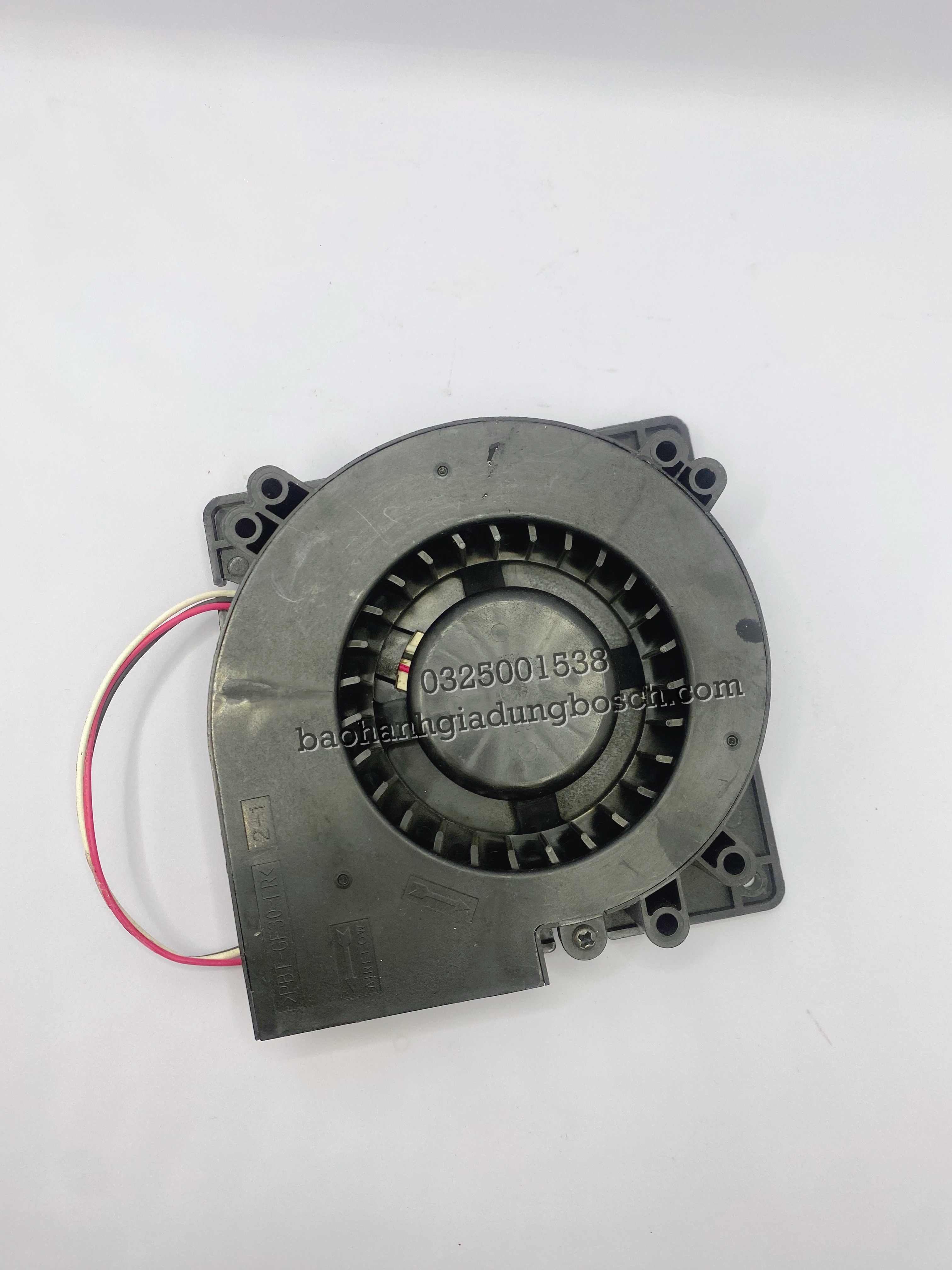 Quạt bếp từ Bosch PID675DC1E