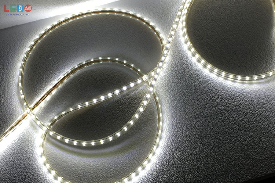 Tìm hiểu đặc điểm cấu tạo và các loại đèn trang trí dây led hiện nay