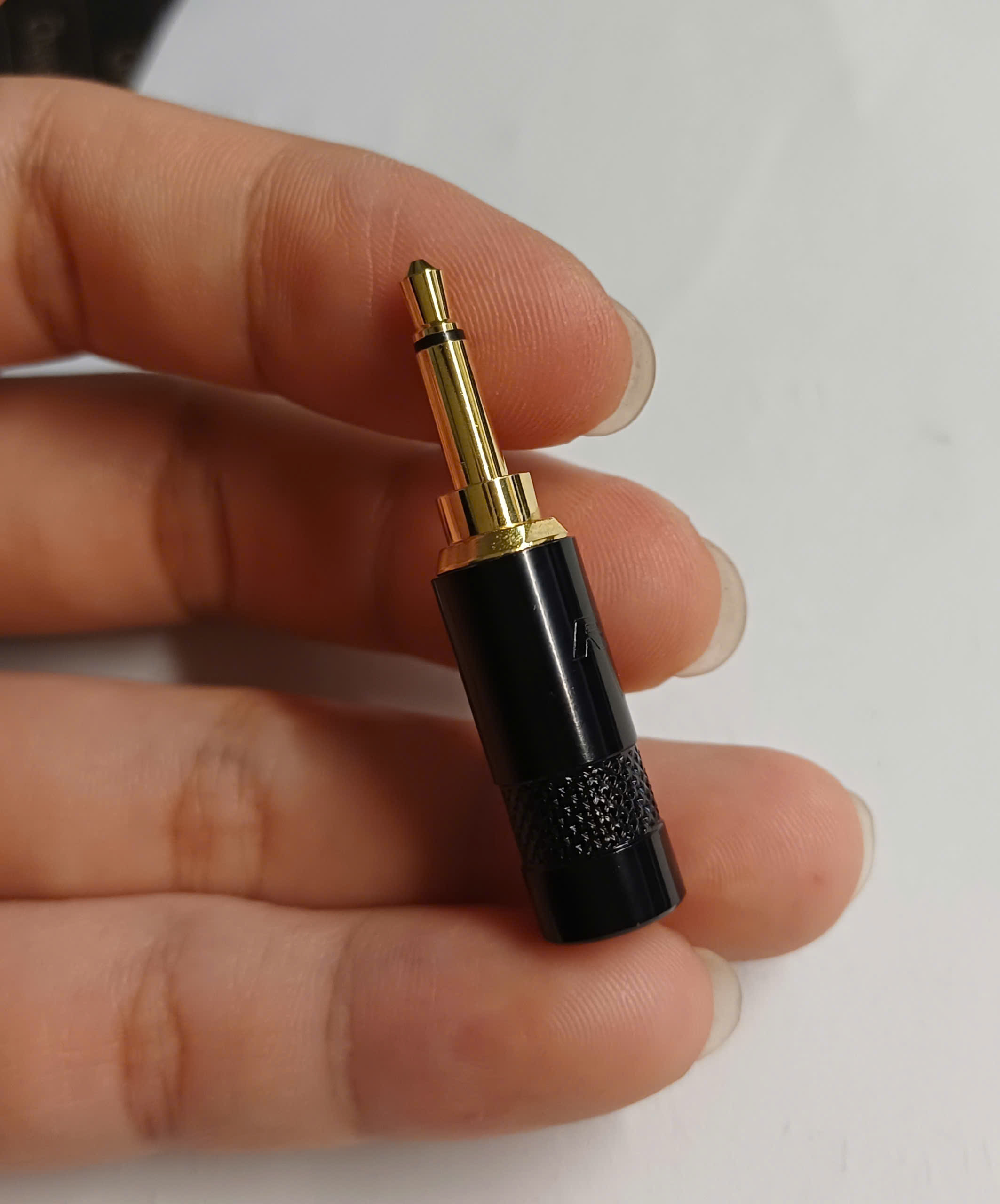 REAN NYS226LBG | Jack 3.5mm Mono mạ vàng