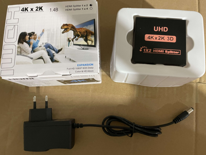 Chia 2 hdmi 4k-   HDMI SPLITTER 1 TO 2