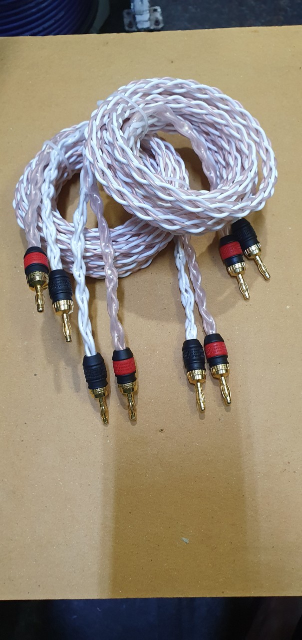 Cặp dây loa tết bện hi end đầu bắp chuối  dài 2.5m