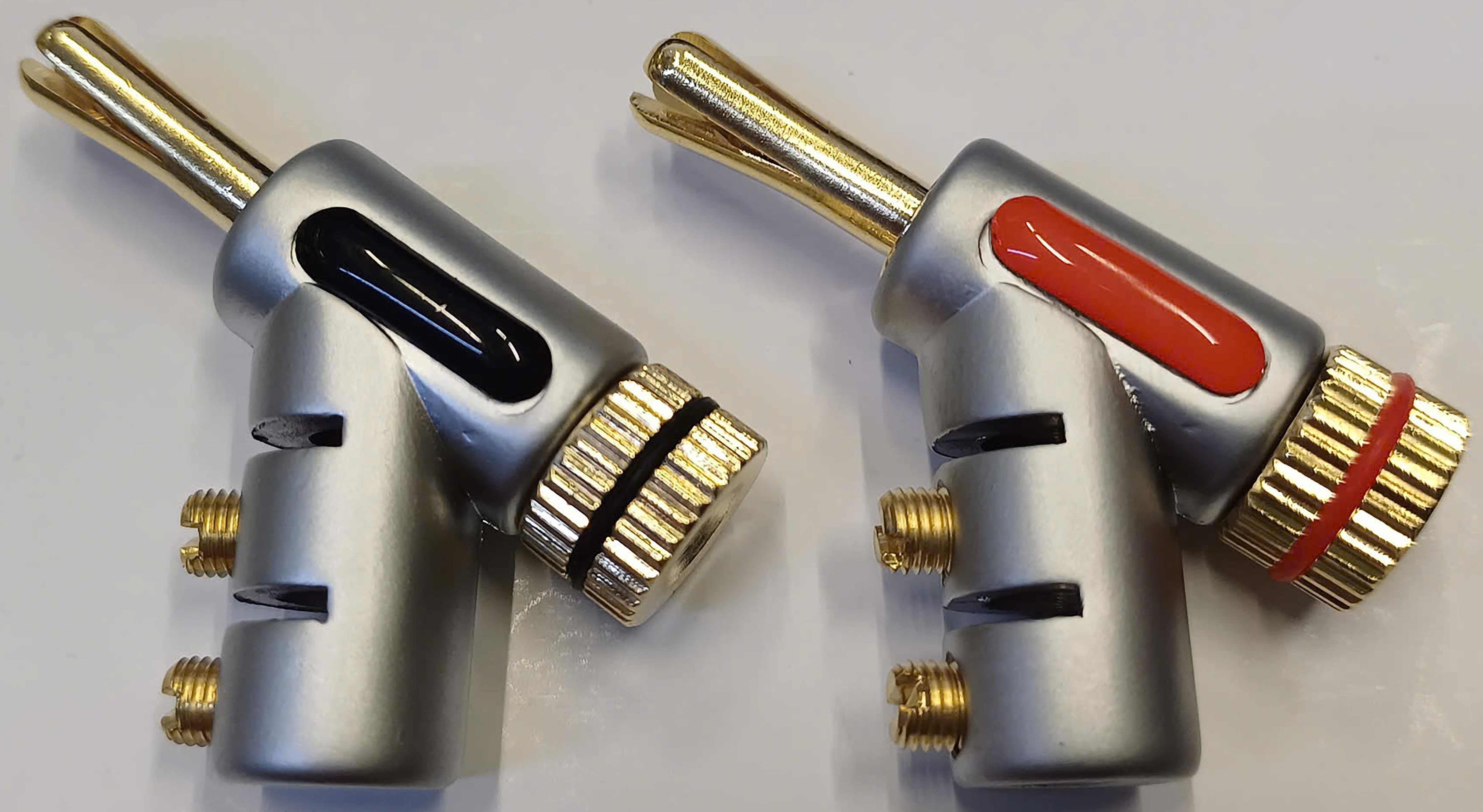 Bắp Chuối Win WS-3580 – Dạng 45° Cao Cấp (Đỏ/Đen)