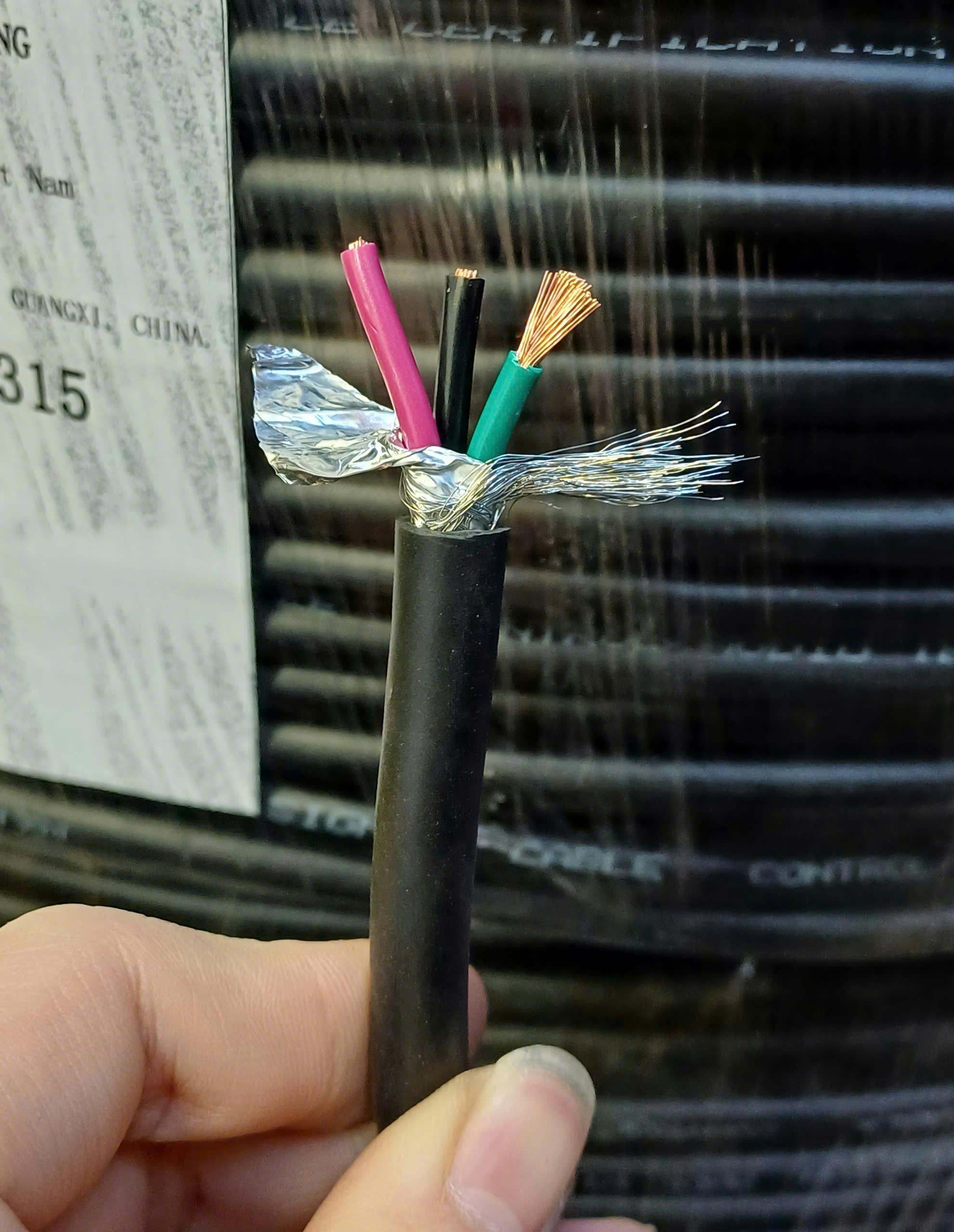 TH315 – Cáp tín hiệu 3×1.5mm²