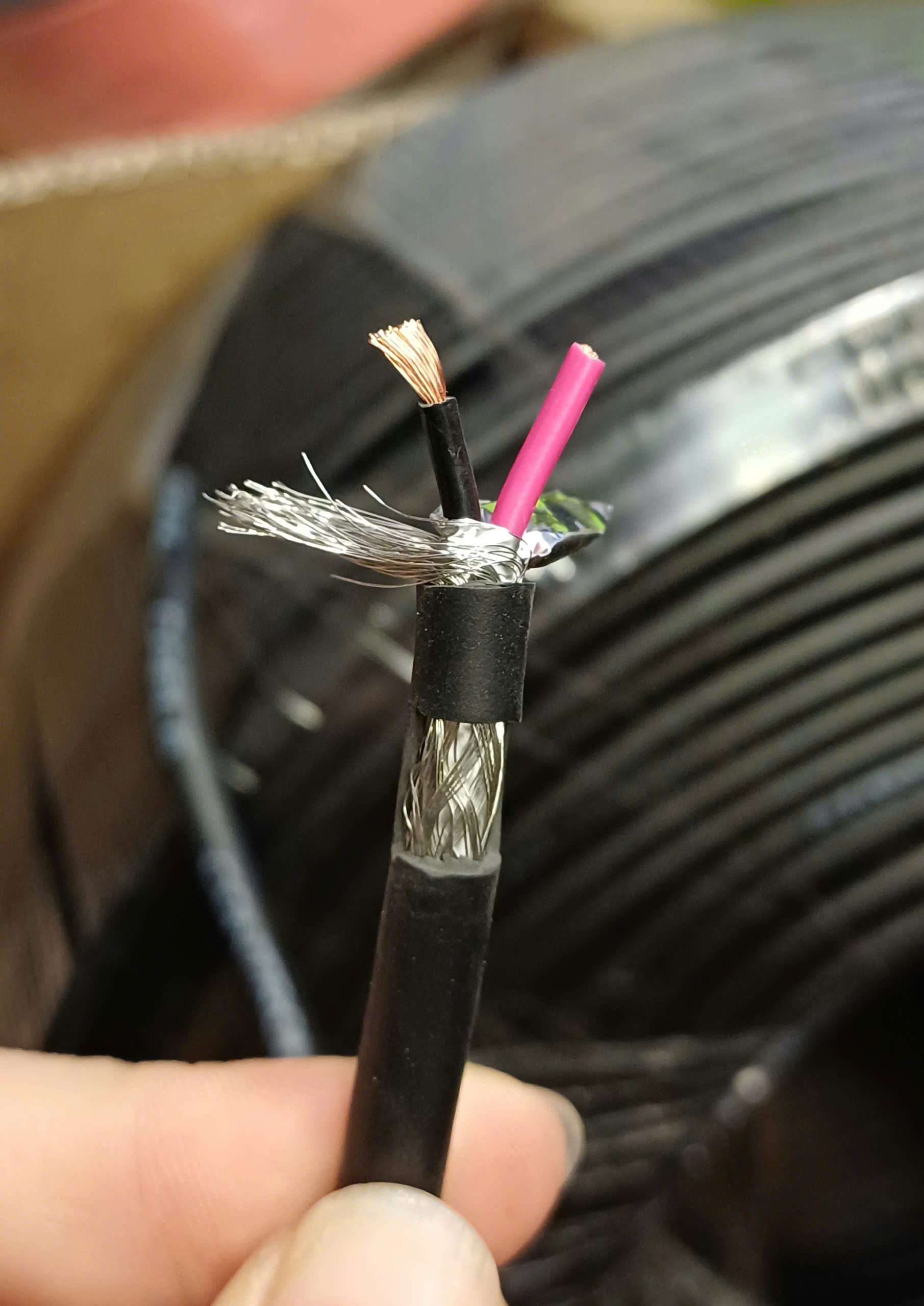 TH275 – Cáp tín hiệu 2×0.75mm²