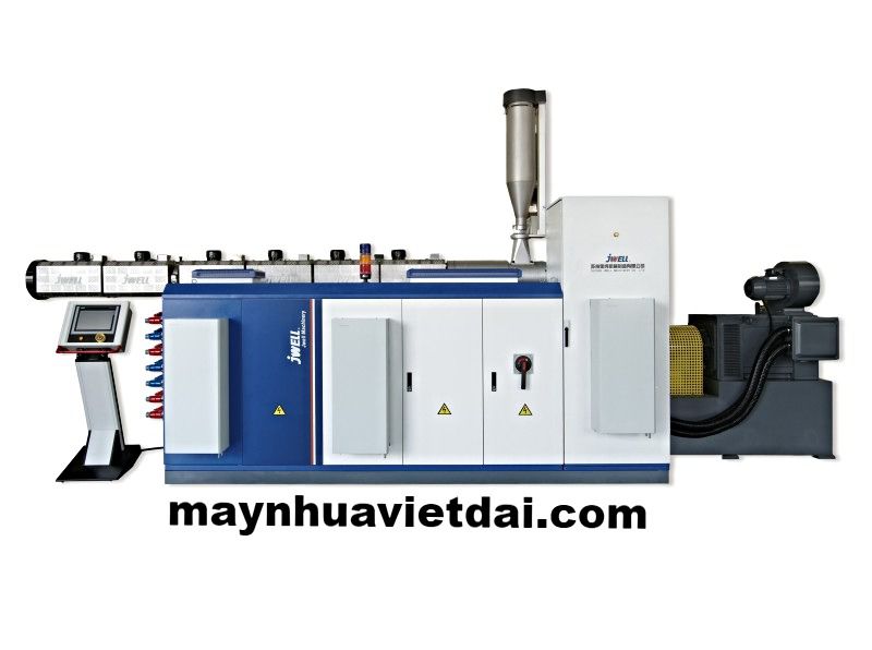 plastic-extruder-in-plastic-recycling-system