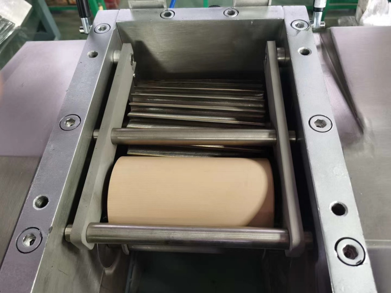  Dao máy của máy cắt hạt trong hệ thống máy tạo hạt nhựa tái sinh